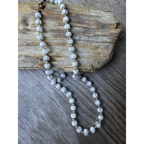 Vintage White Marbled Glass Bead Necklace With Brass Accents & Lobster Clasp - Picture 6 of 6